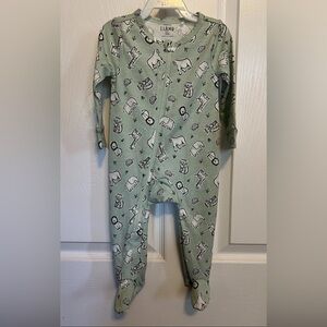 Laughing Llama Footed Pajamas Sleep and Play One Piece Animal Print Safari 6M